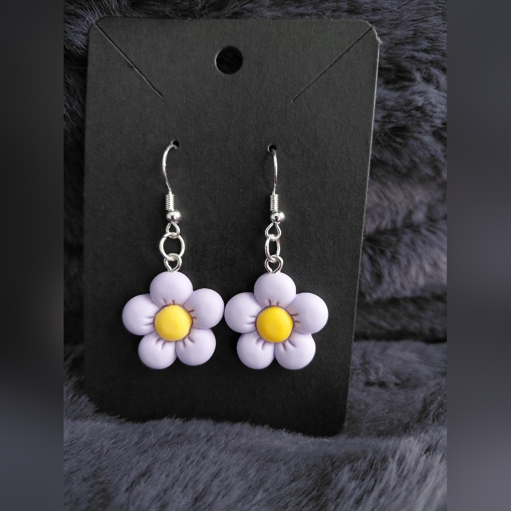 Charming Floral Earrings in Purple and Yellow